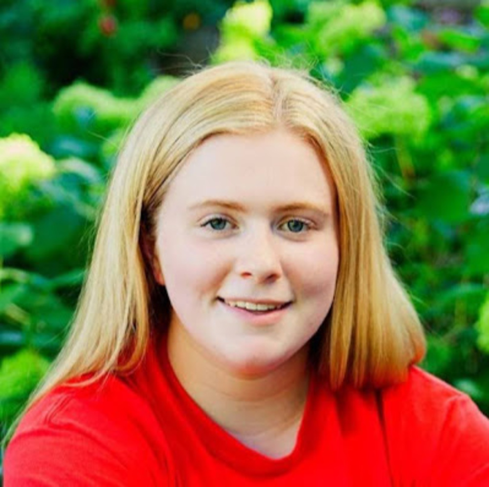 Meet your Posher, Alivia